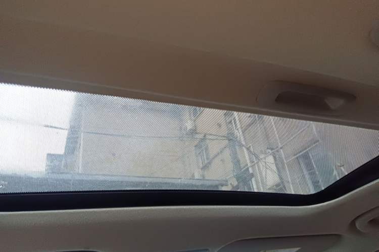 Used Kia K3 2015 1.6L Automatic GLS Headliner