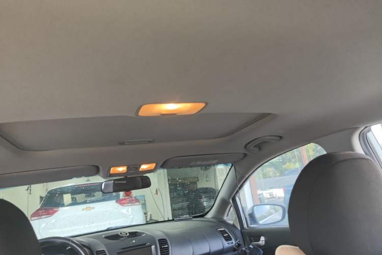 Used Kia K3 2015 1.6L Automatic GLS Headliner