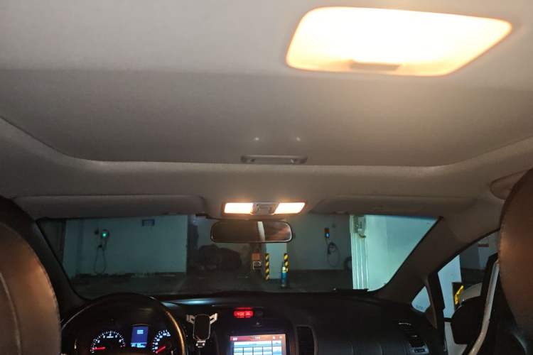 Used Kia K3 2015 1.6L Automatic GLS Headliner