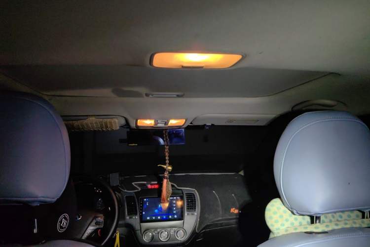 Used Kia K3 2015 1.6L Manual GLS Headliner