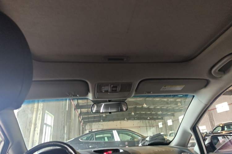 Used Kia K3 2015 1.6L Manual GLS Headliner