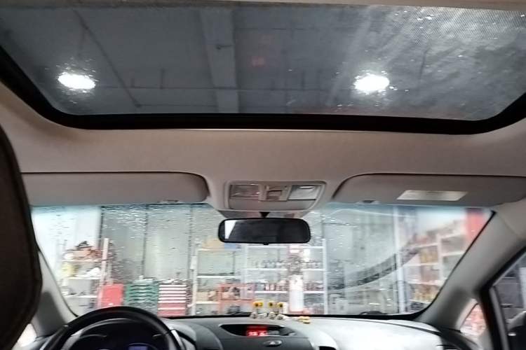 Used Kia K3 2015 1.6L Automatic GLS Headliner
