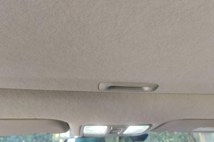 Used Kia K3 2015 1.6L Manual GLS Headliner