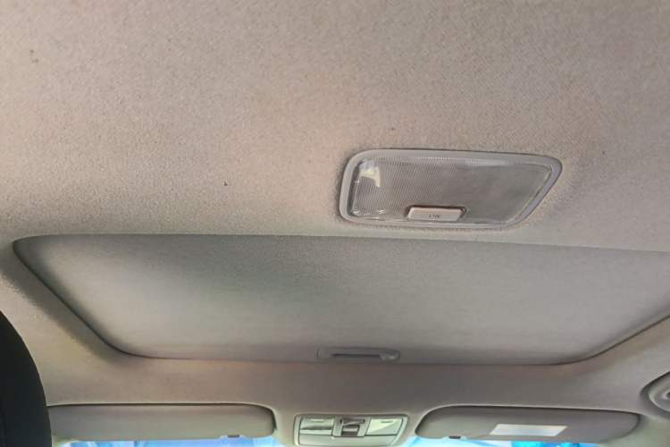 Used Kia K3 2015 1.6L Automatic GLS Headliner
