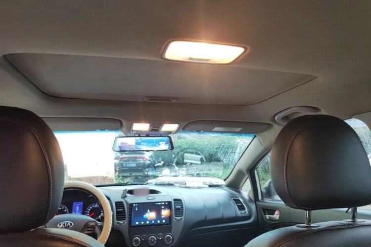 Used Kia K3 2015 1.6L Automatic GLS Headliner