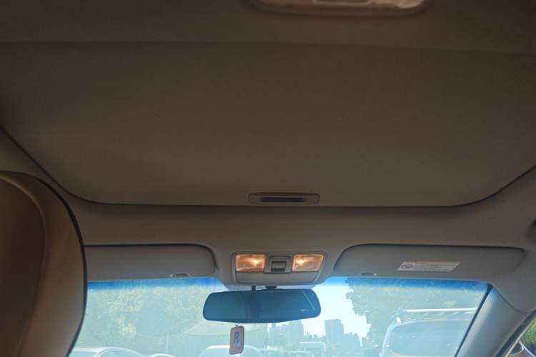 Used Kia K3 2015 1.6L Manual GLS Headliner