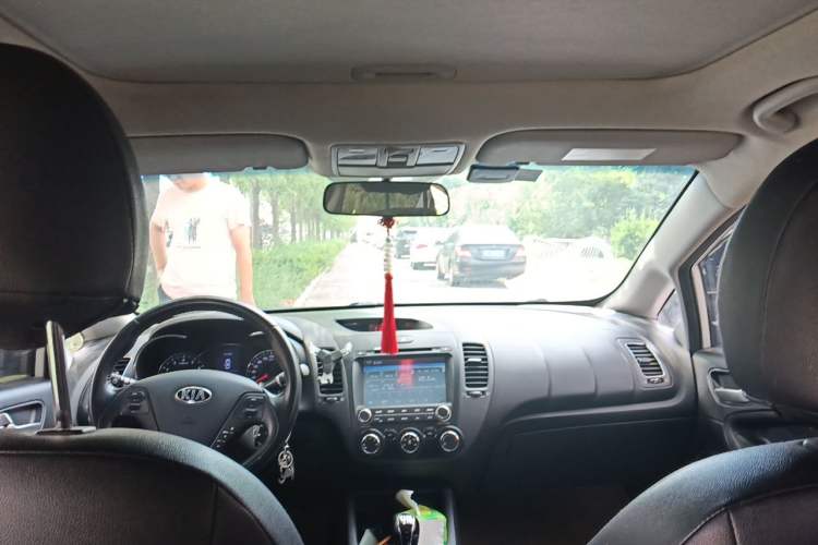 Used Kia K3 2015 1.6L Manual GLS Headliner