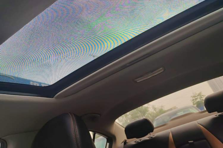 Used Kia K3 2015 1.6L Automatic GLS Headliner