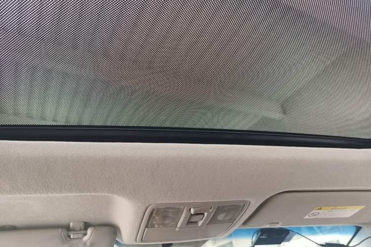 Used Kia K3 2015 1.6L Manual GLS Headliner