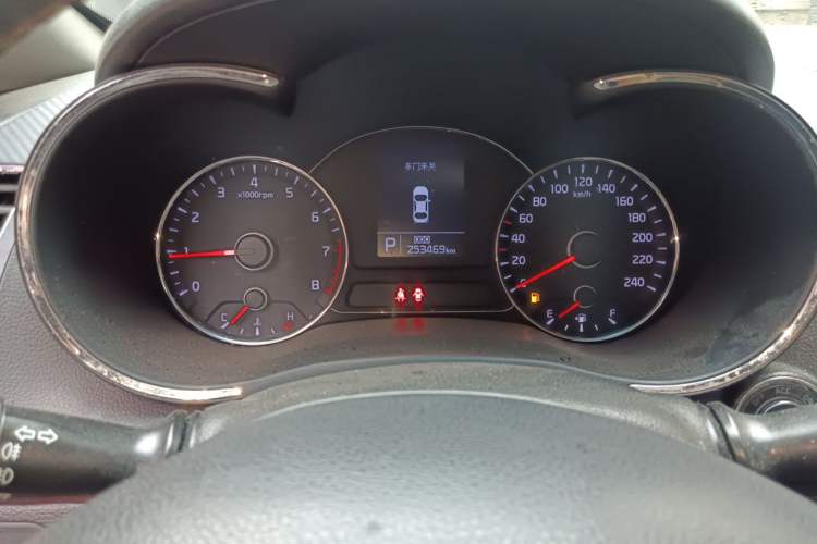 Used Kia K3 2015 1.6L Automatic GLS Instrument Cluster