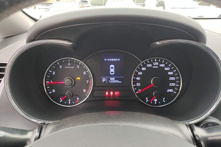 Used Kia K3 2015 1.6L Automatic GLS Instrument Cluster