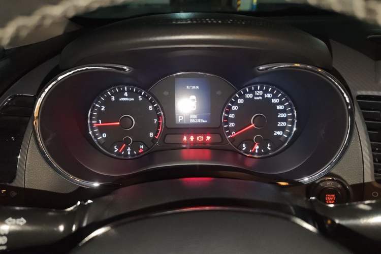 Used Kia K3 2015 1.6L Automatic GLS Instrument Cluster