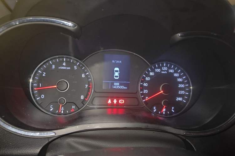 Used Kia K3 2015 1.6L Manual GLS Instrument Cluster