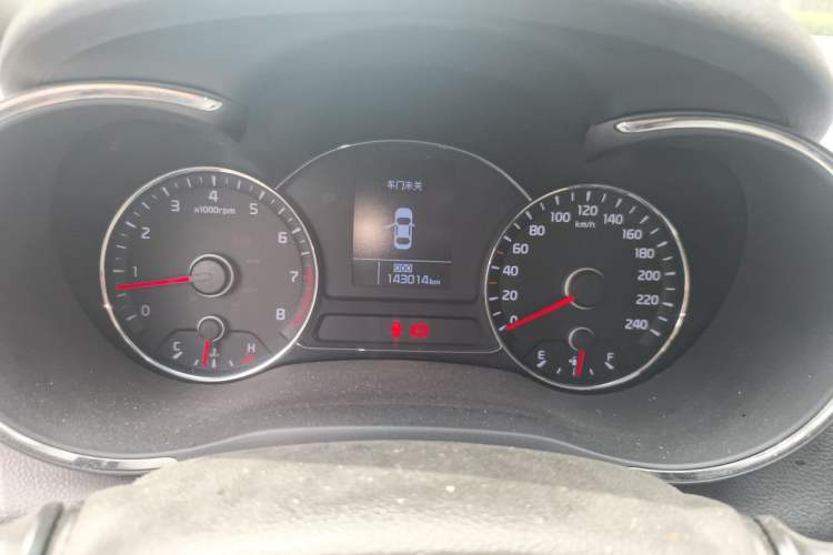 Used Kia K3 2015 1.6L Manual GLS Instrument Cluster
