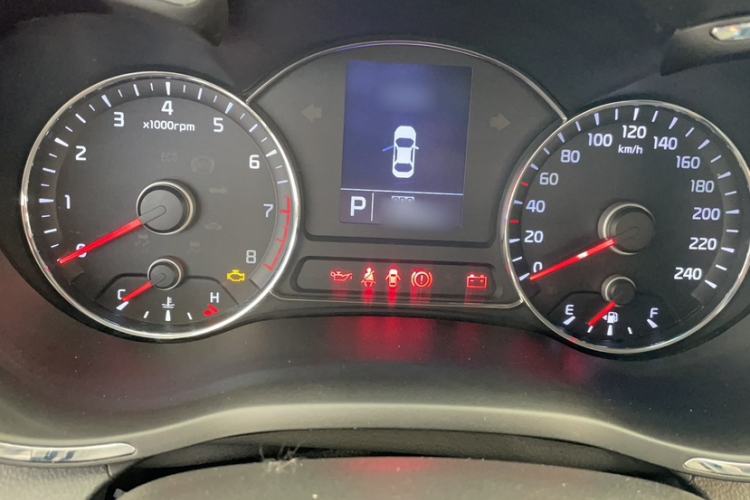 Used Kia K3 2015 1.6L Automatic GLS Instrument Cluster