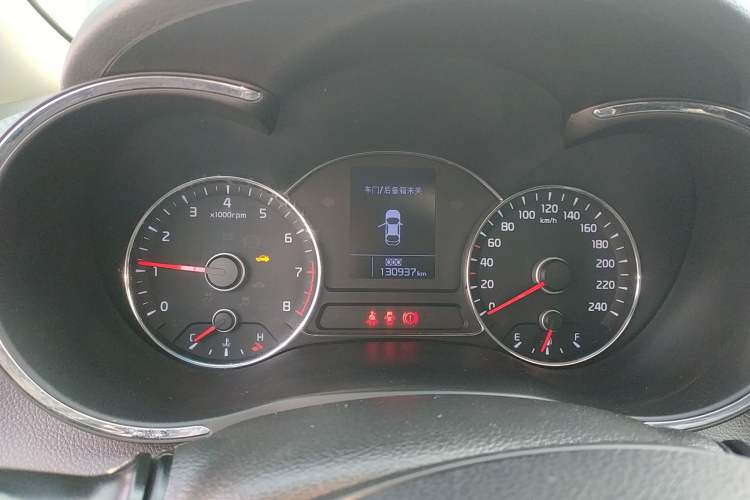 Used Kia K3 2015 1.6L Manual GLS Instrument Cluster