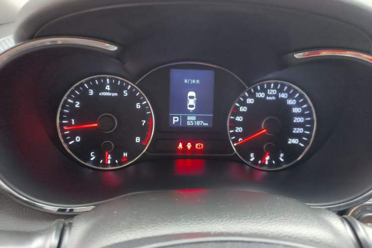 Used Kia K3 2015 1.6L Automatic GLS Instrument Cluster