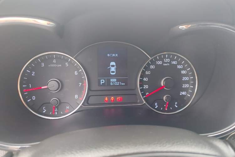 Used Kia K3 2015 1.6L Automatic GLS Instrument Cluster