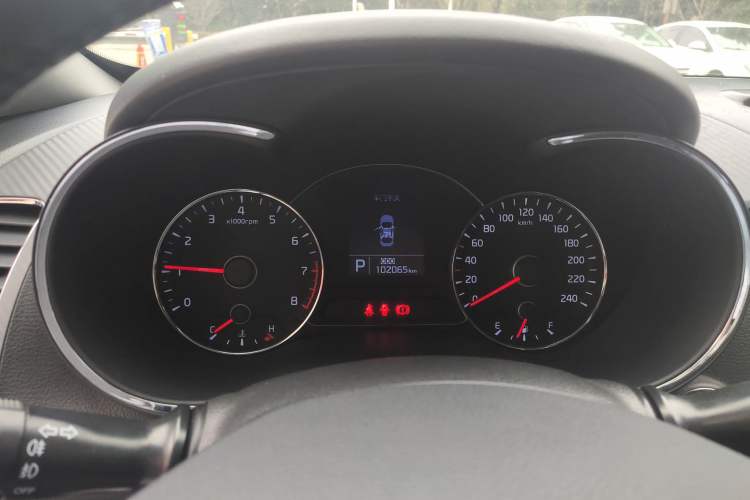 Used Kia K3 2015 1.6L Automatic GLS Instrument Cluster