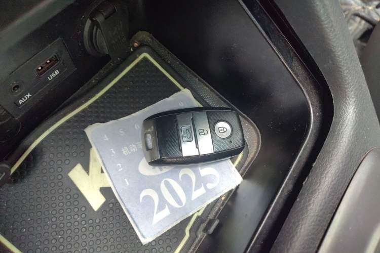 Used Kia K3 2015 1.6L Automatic Premium Interior 1
