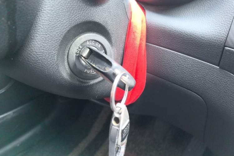 Used Kia K3 2015 1.6L Manual GL Interior 1
