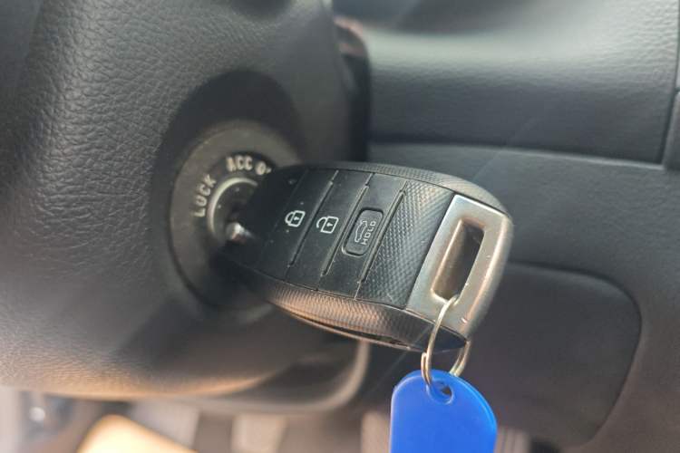 Used Kia K3 2015 1.6L Manual GLS Interior 1
