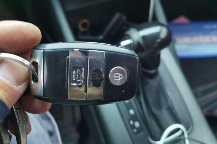 Used Kia K3 2015 1.6L Automatic GLS Interior 1