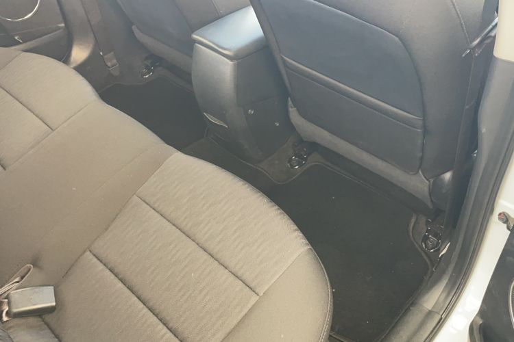 Used Kia K3 2015 1.6L Automatic GLS Interior 11
