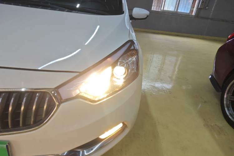 Used Kia K3 2015 1.6L Automatic GL Left Front Headlight