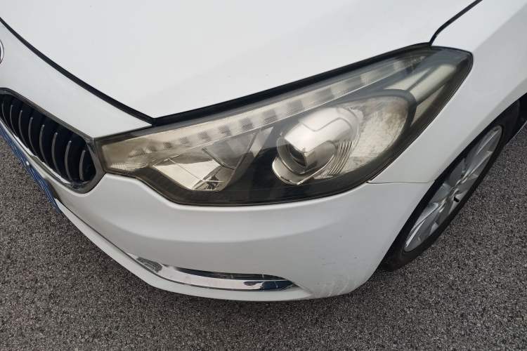 Used Kia K3 2015 1.6L Automatic GLS Left Front Headlight