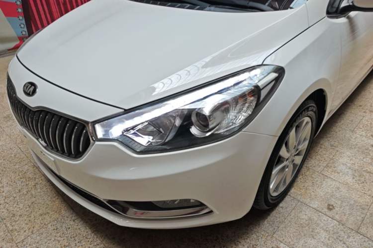 Used Kia K3 2015 1.6L Manual GLS Left Front Headlight