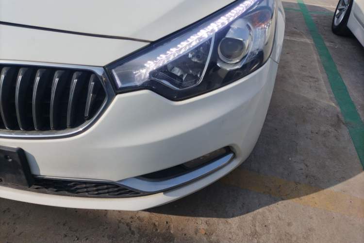 Used Kia K3 2015 1.6L Automatic GLS Left Front Headlight
