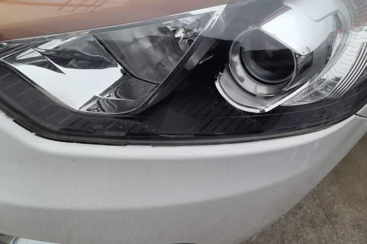 Used Kia K3 2015 1.6L Manual GL Left Front Headlight