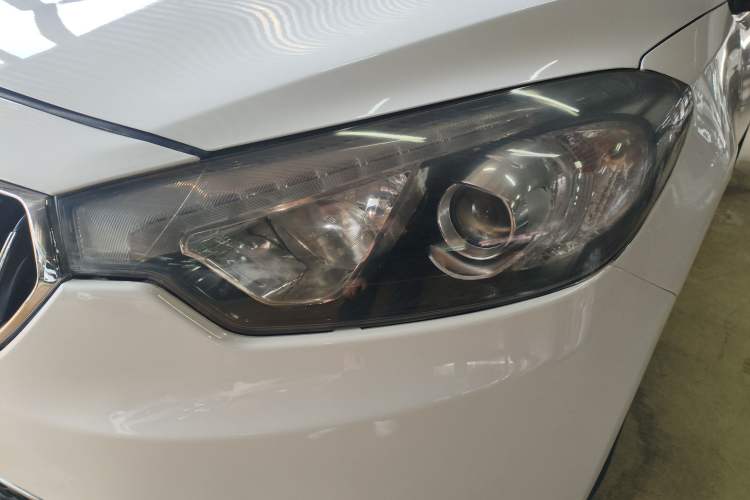 Used Kia K3 2015 1.6L Automatic GLS Left Front Headlight