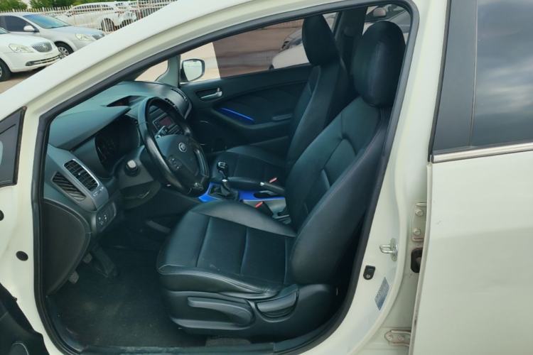 Used Kia K3 2015 1.6L Manual GLS Left Front Seat