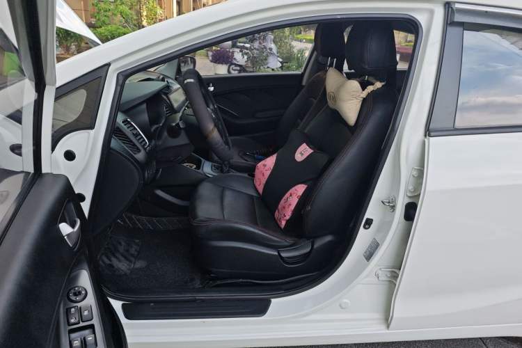 Used Kia K3 2015 1.6L Manual GL Left Front Seat