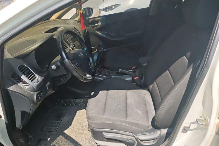 Used Kia K3 2015 1.6L Automatic GLS Left Front Seat