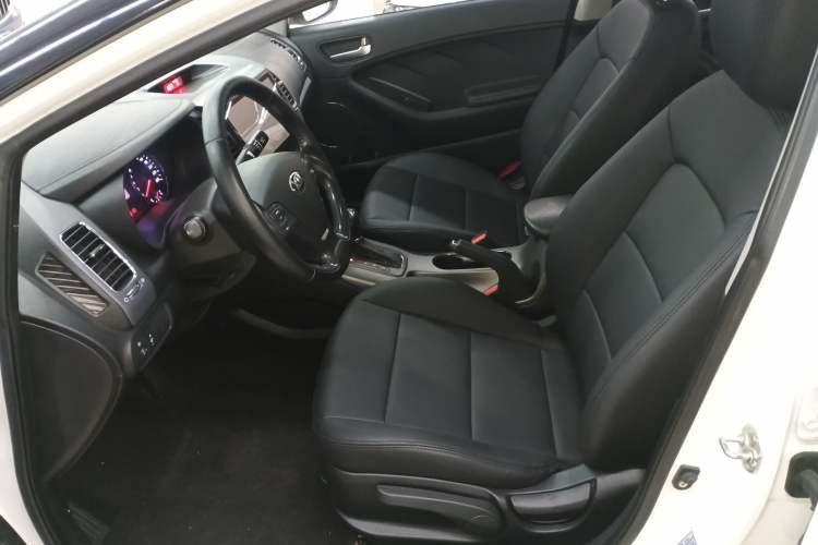 Used Kia K3 2015 1.6L Automatic GLS Left Front Seat