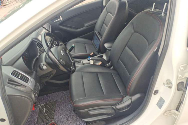 Used Kia K3 2015 1.6L Automatic GLS Left Front Seat