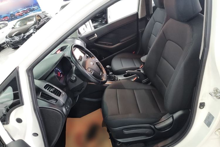 Used Kia K3 2015 1.6L Manual GLS Left Front Seat