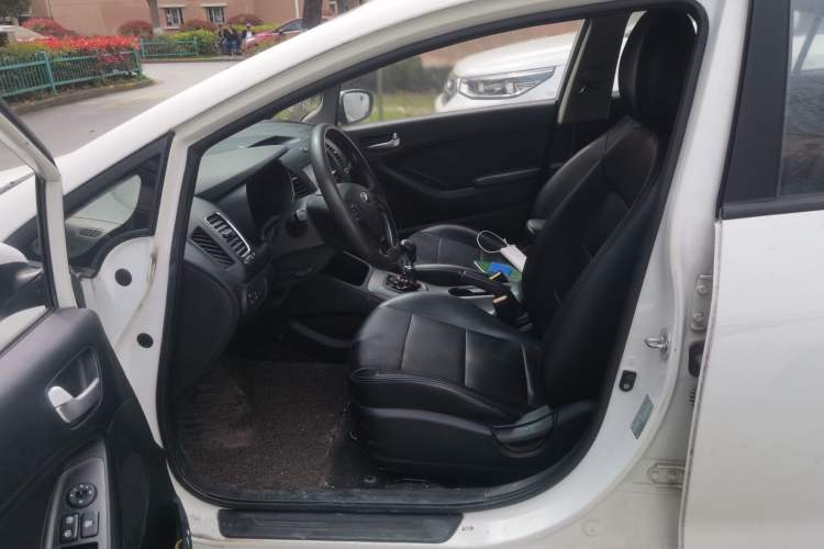 Used Kia K3 2015 1.6L Manual GL Left Front Seat
