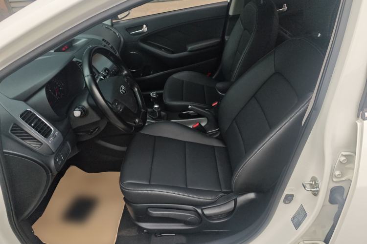 Used Kia K3 2015 1.6L Manual GLS Left Front Seat