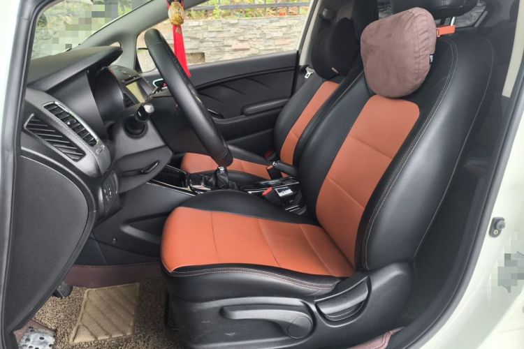 Used Kia K3 2015 1.6L Manual GLS Left Front Seat