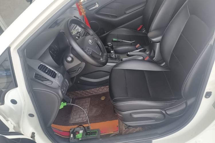 Used Kia K3 2015 1.6L Manual GLS Left Front Seat