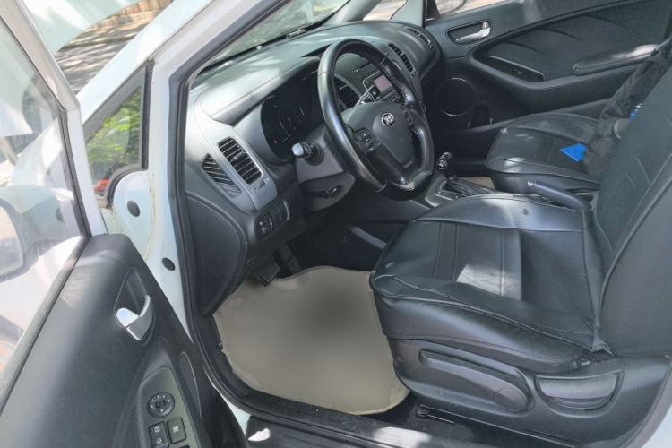 Used Kia K3 2015 1.6L Automatic GLS Left Front Seat