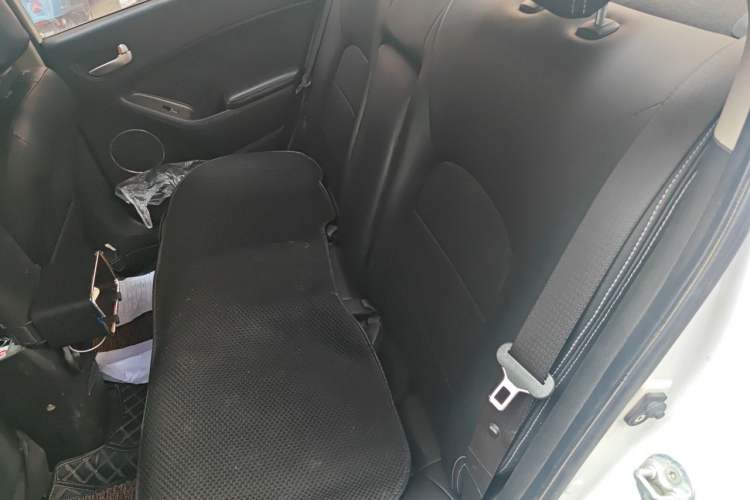 Used Kia K3 2015 1.6L Automatic GLS Left Rear Seat