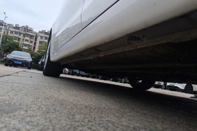 Used Kia K3 2015 1.6L Automatic GLS Left Side Sill