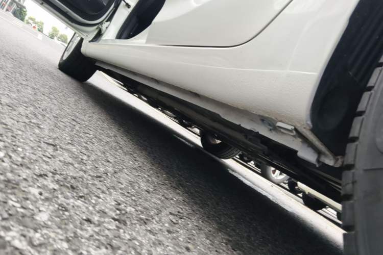 Used Kia K3 2015 1.6L Automatic GL Left Side Sill