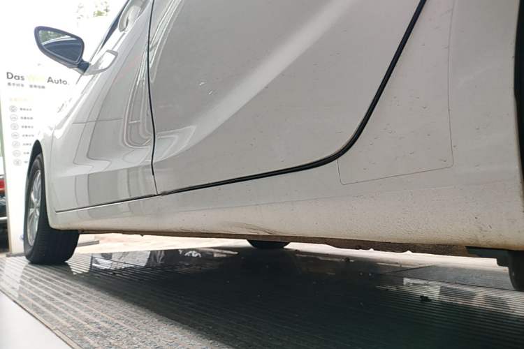 Used Kia K3 2015 1.6L Manual GL Left Side Sill