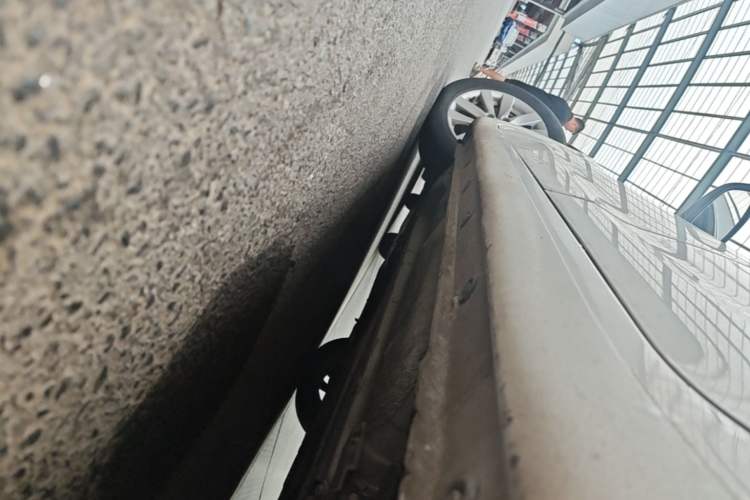 Used Kia K3 2015 1.6L Automatic GLS Left Side Sill